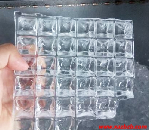 西安小猪视频APP下载冰塊