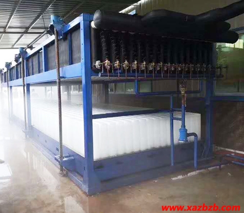 西安小猪视频APP下载冰塊.jpg 西安小猪视频APP下载冰塊.jpg