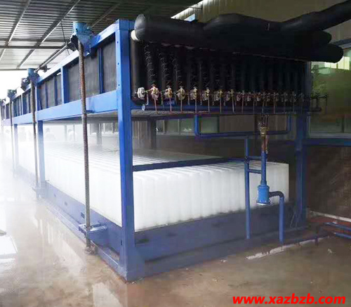 西安小猪视频APP在线观看冰塊.jpg 西安小猪视频APP在线观看冰塊.jpg