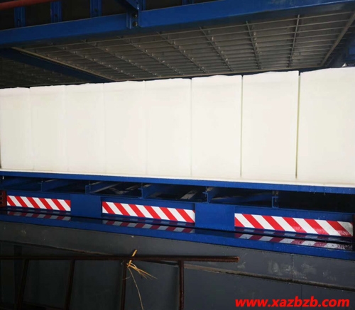 西安小猪视频APP下载冰塊.jpg 西安小猪视频APP下载冰塊.jpg