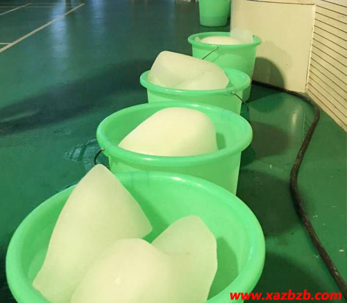 西安小猪视频APP下载冰塊.jpg 西安小猪视频APP下载冰塊.jpg